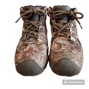 Ozark Trail  size 13  VGC